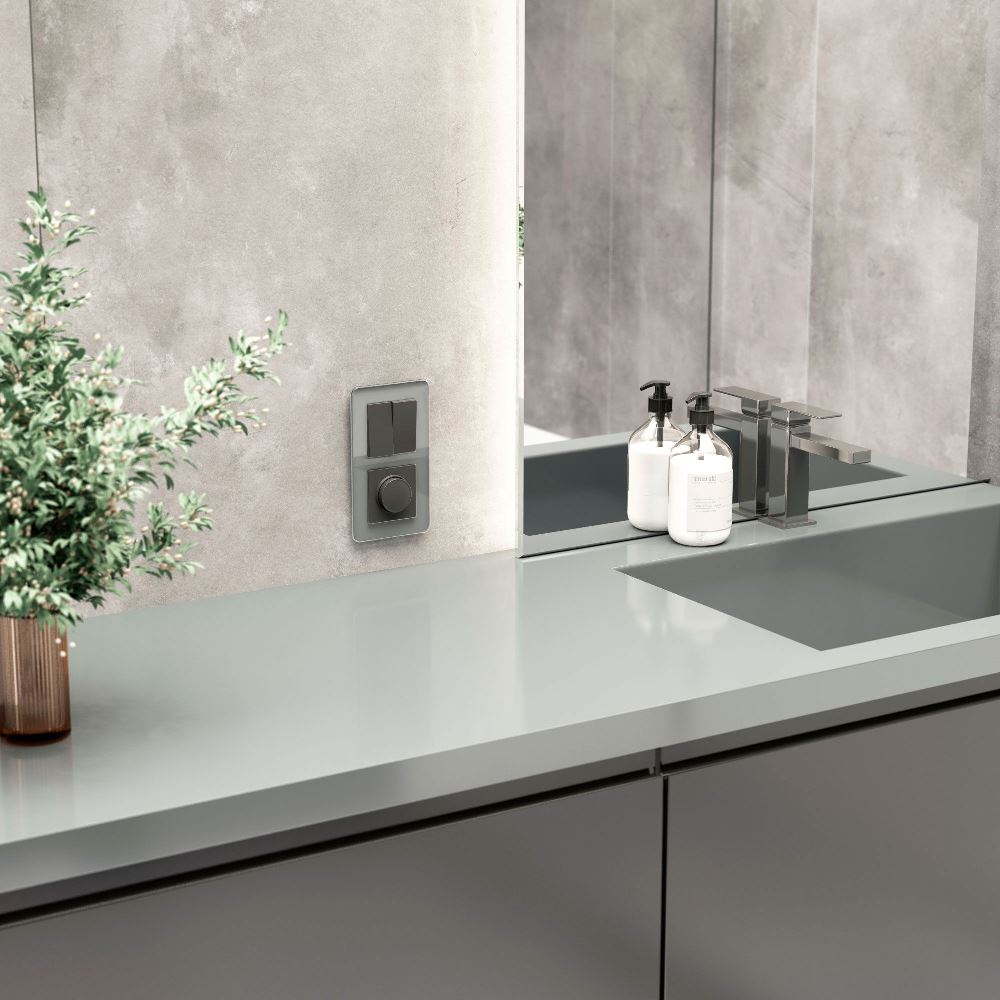 Рамка стеклянная Werkel Elite на 2 поста Графит W0022440 — изображение 2