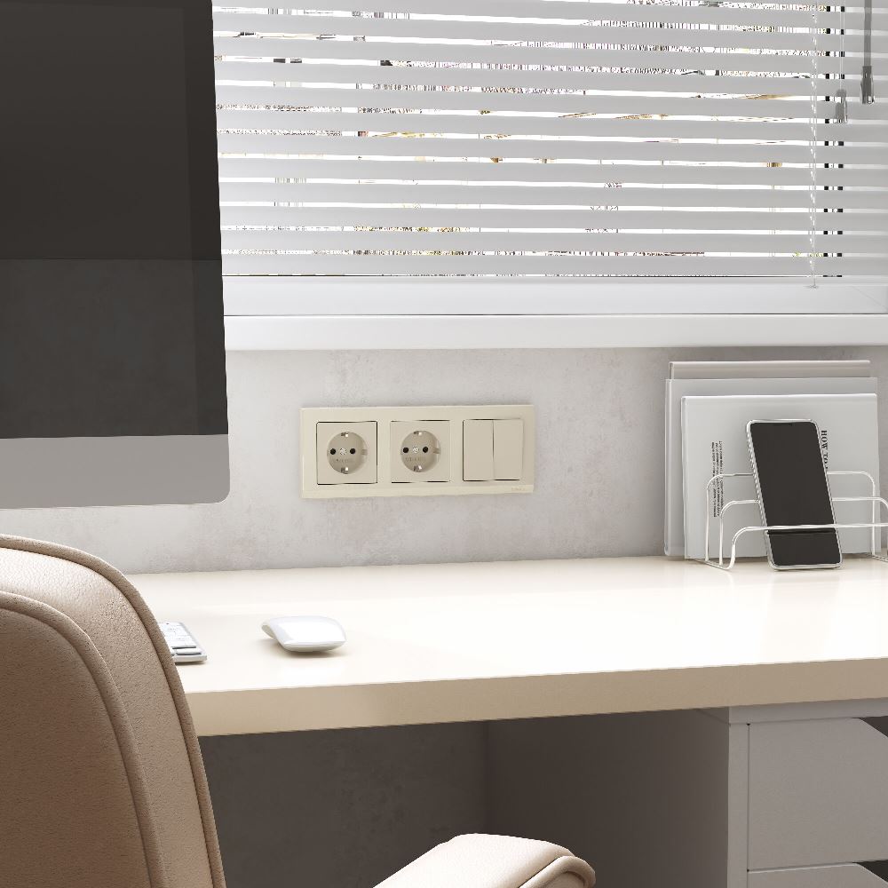 Рамка из поликарбоната Werkel Stark на 3 поста Слоновая кость W0031803 — изображение 2