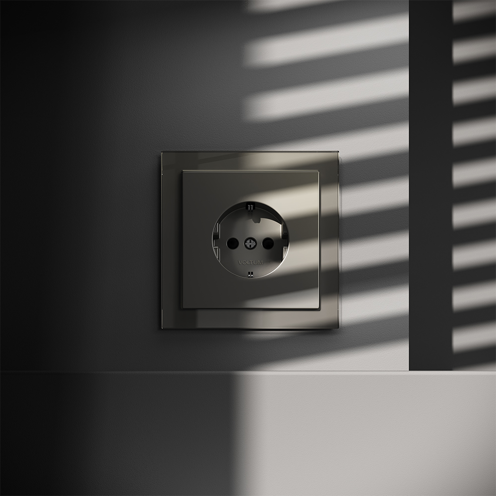 Розетка встраиваемая Voltum S70 с заземлением и шторками Шелк VLS040204 — изображение 4